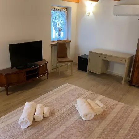 بيت ضيافة Vaccari غارْدا
