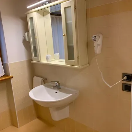 Guest house Vaccari Garda Garda (Verona)